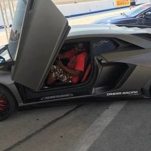 Meet your Posher, Troy